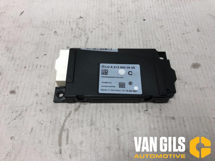 Usagé Module d'allumage Mercedes E (W213) E-220d 2.0 Turbo 16V Prix sur demande proposé par Van Gils Automotive