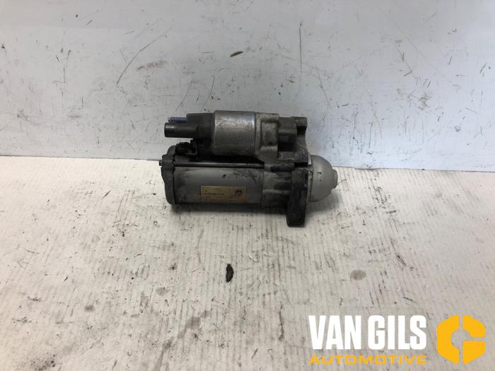Used Starter Mercedes E (W213) E-220d 2.0 Turbo 16V Price on request offered by Van Gils Automotive