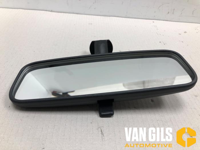 Begagnade Backspegel Mercedes B (W247) 2.0 B-200d Pris € 59,99 Marginaltabell erbjuds av Van Gils Automotive