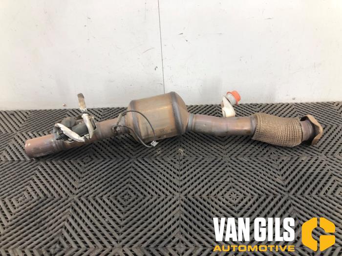 Used Front pipe + catalyst Mercedes B (W247) 2.0 B-200d Price € 899,99 Margin scheme offered by Van Gils Automotive