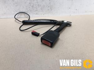 Used Seatbelt tensioner, right Ford Focus 1 Wagon 1.8 16V Price € 30,00 Margin scheme offered by Van Gils Automotive