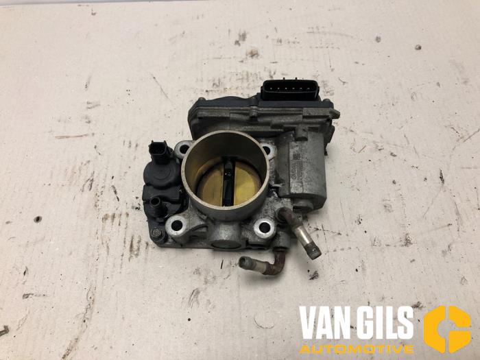 Usagé Boitier papillon Honda CR-V (RE/RM) 2.0 16V Prix sur demande proposé par Van Gils Automotive