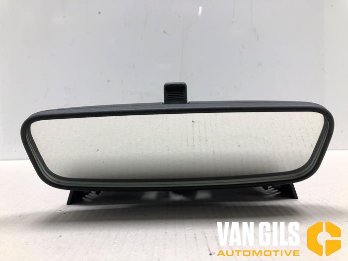 Begagnade Backspegel Mercedes B (W247) 2.0 B-200d Pris € 59,99 Marginaltabell erbjuds av Van Gils Automotive