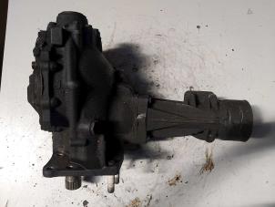 Differential vorne van een Toyota RAV4 (A2) 2.0 D-4D 16V 4x4 2002
