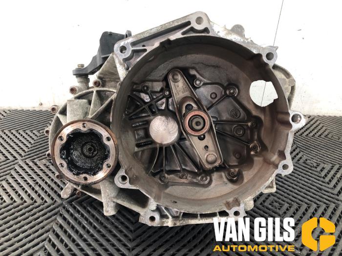 Getriebe Volkswagen Caddy Combi III (2KB,2KJ), 2004 / 2015 1.6, MPV, Benzin, 1.598cc, 75kW (102pk), FWD, BSE, 2005-06 / 2015-05, 2KB (Gebraucht)