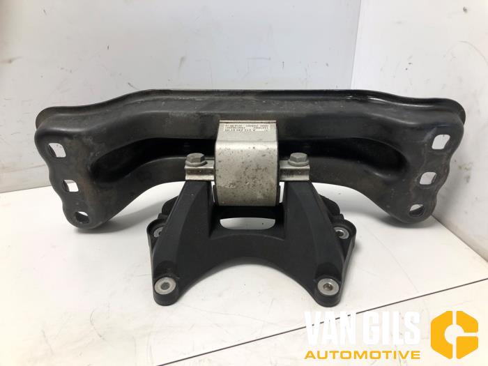 Used Engine mount Mercedes GLC (X253) 2.0 200 16V EQ Boost Price € 50,00 Margin scheme offered by Van Gils Automotive