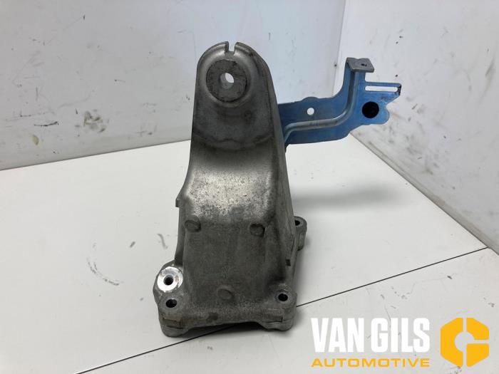 Used Engine mount Mercedes GLC (X253) 2.0 200 16V EQ Boost Price € 75,00 Margin scheme offered by Van Gils Automotive