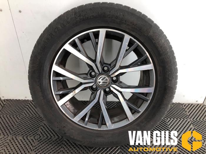 Begagnade Hjul + vinterdäck Volkswagen Tiguan (AD1) 1.4 TSI 16V Pris på förfrågan erbjuds av Van Gils Automotive