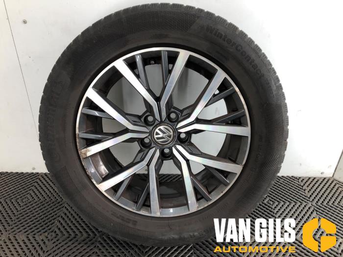 Begagnade Hjul + vinterdäck Volkswagen Tiguan (AD1) 1.4 TSI 16V Pris på förfrågan erbjuds av Van Gils Automotive