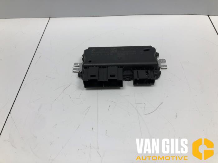 Usagé Module pompe carburant BMW X3 (G45) 30e xDrive 2.0 TwinPower Turbo 16V Prix sur demande proposé par Van Gils Automotive