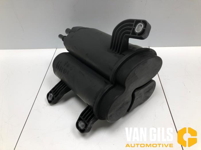 Używane Filtr weglowy BMW X3 (G45) 30e xDrive 2.0 TwinPower Turbo 16V Cena na żądanie oferowane przez Van Gils Automotive