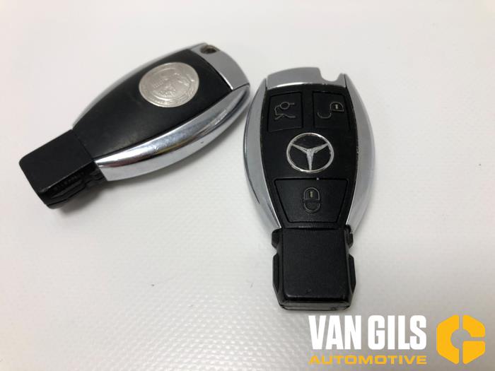 Begagnade Nyckel Mercedes GLC AMG (X253) 4.0 63 S AMG 4.0 V8 32V Turbo 4-Matic+ Pris på förfrågan erbjuds av Van Gils Automotive