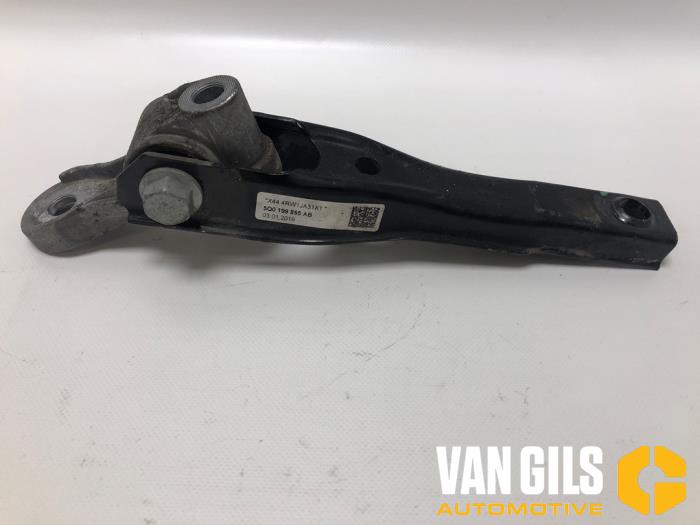 Usagé Support boîte de vitesse Volkswagen Passat Variant (3G5) 2.0 TDI 16V 150 Prix sur demande proposé par Van Gils Automotive