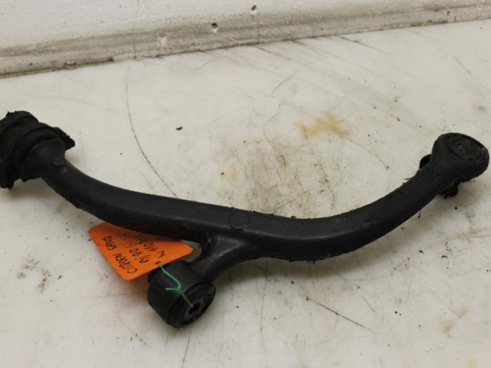 Front wishbone, right from a Citroën Saxo 1.6 VTR 2000