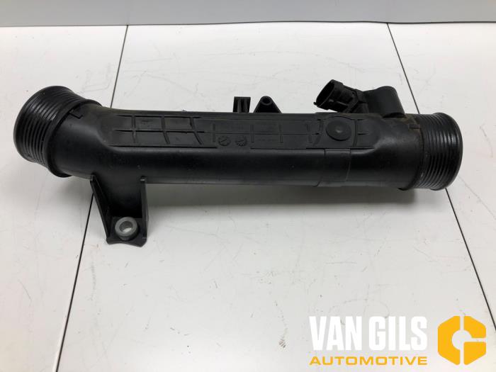 Gebrauchte Intercooler Rohr Volvo V40 (MV) 1.5 T3 16V Geartronic Preis auf Anfrage angeboten von Van Gils Automotive