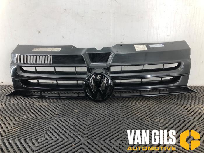 Używane Grill Volkswagen Multivan T7 Cena na żądanie oferowane przez Van Gils Automotive