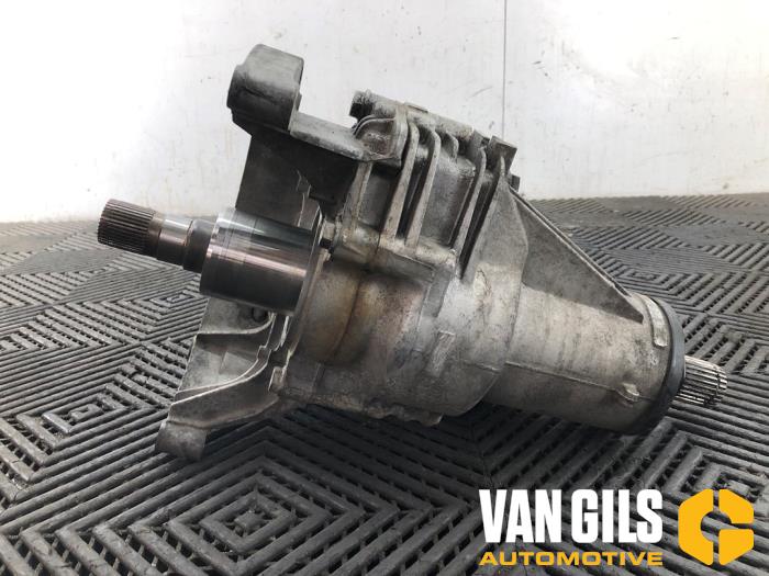 Differential hinten van een Volkswagen Multivan T7 2012