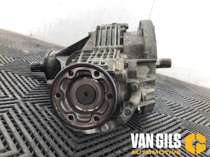 Differential hinten van een Volkswagen Multivan T7 2012