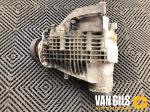 Differential hinten van een Volkswagen Multivan T7 2012