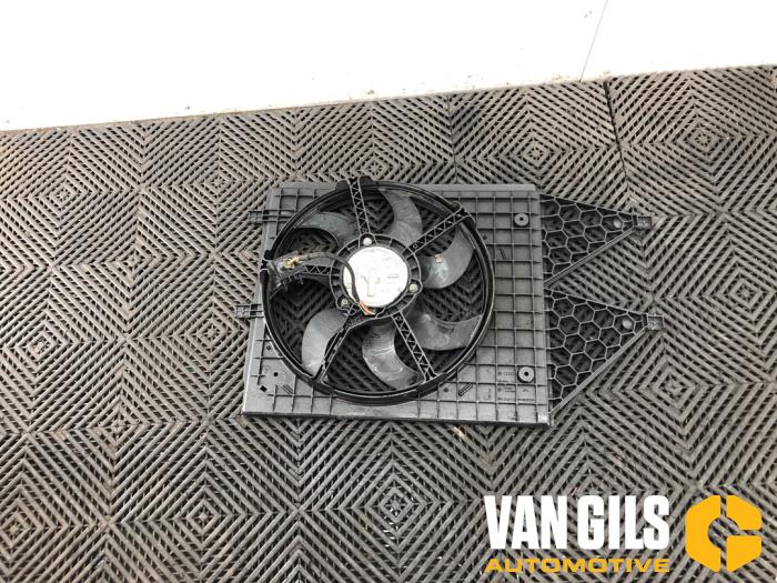 Gebrauchte Kühlerventilator Volkswagen Polo V (6R) 1.2 TDI 12V BlueMotion Preis auf Anfrage angeboten von Van Gils Automotive