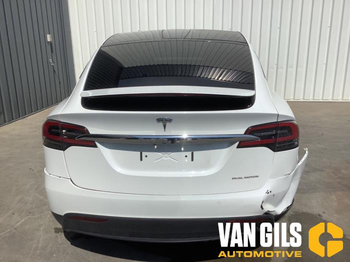 Gebrauchte Heckklappe Tesla Model X EV AWD Preis auf Anfrage angeboten von Van Gils Automotive