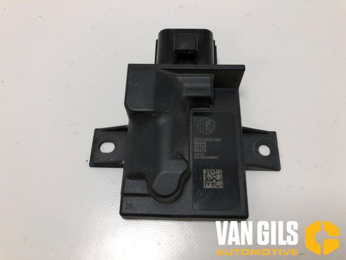 Usagé Module pompe carburant Alfa Romeo Stelvio (949) 2.9 Bi-Turbo V6 24V Q4 Prix sur demande proposé par Van Gils Automotive