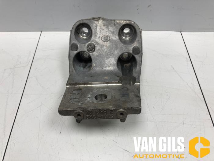 Used Engine mount Alfa Romeo Stelvio (949) 2.9 Bi-Turbo V6 24V Q4 Price on request offered by Van Gils Automotive