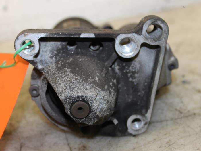 Gebrauchte Anlasser Renault Clio II (BB/CB) 1.4 Preis € 35,00 Margenregelung angeboten von Van Gils Automotive