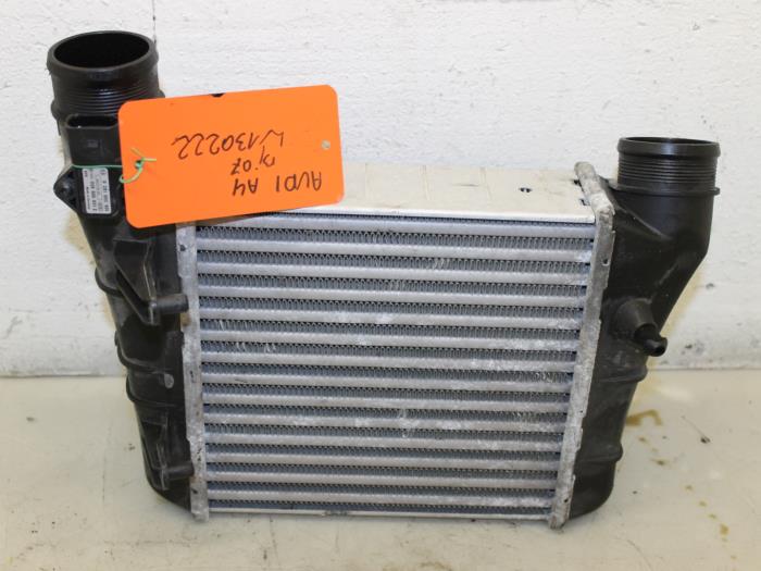 Usagé Echangeur air (Intercooler) Audi A4 Avant (B7) 2.0 TDI 16V Prix € 66,00 Règlement à la marge proposé par Van Gils Automotive