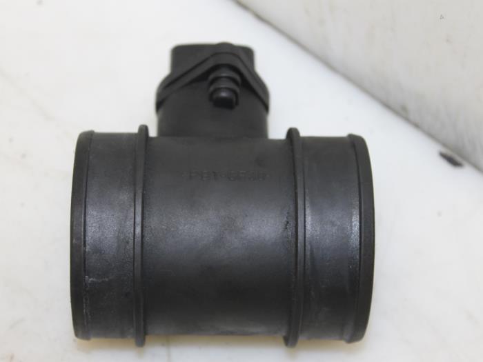 Gebrauchte Luftmassenmesser Opel Astra G Caravan (F35) 2.0 Di 16V Preis € 30,00 Margenregelung angeboten von Van Gils Automotive