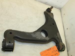 Used Front wishbone, left Opel Astra H SW (L35) 1.7 CDTi 16V Price € 40,00 Margin scheme offered by Van Gils Automotive