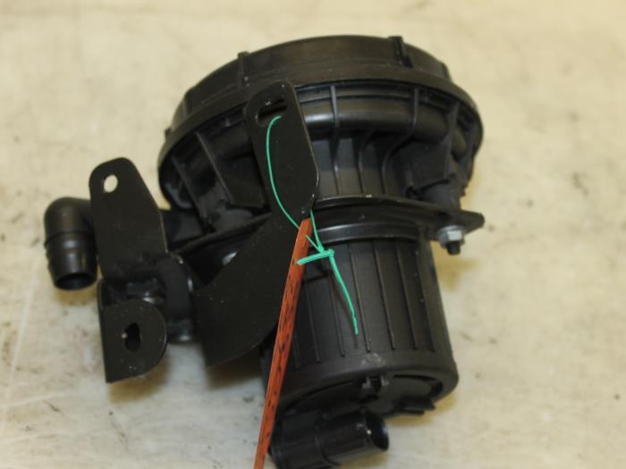 Gebrauchte Pullairpumpe BMW 3 serie Compact (E46/5) 316ti 16V Preis € 40,00 Margenregelung angeboten von Van Gils Automotive