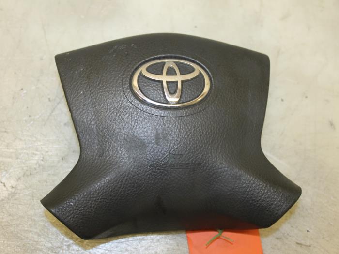 Left airbag (steering wheel) from a Toyota Avensis (T25/B1D) 2.0 16V D-4D 2004