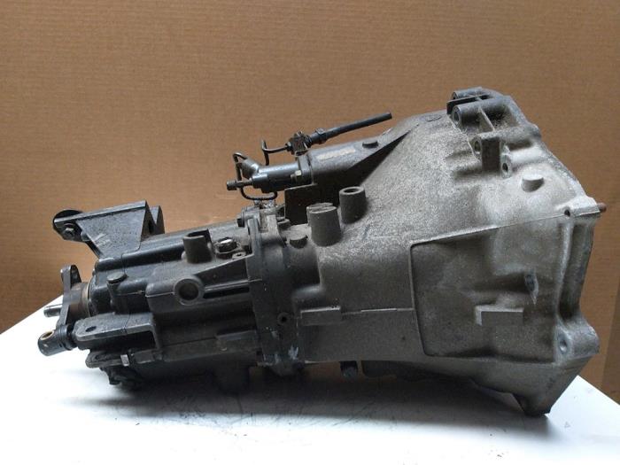 Getriebe van een BMW 3 serie (E46/4) 316i 16V 2003