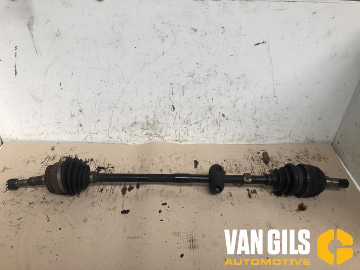 Gebrauchte Antriebswelle rechts vorne Opel Vectra B Caravan (31) 2.0 DTi 16V Preis € 35,00 Margenregelung angeboten von Van Gils Automotive
