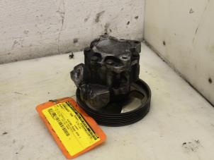 Used Power steering pump Peugeot 807 2.2 HDiF 16V Price € 60,00 Margin scheme offered by Van Gils Automotive