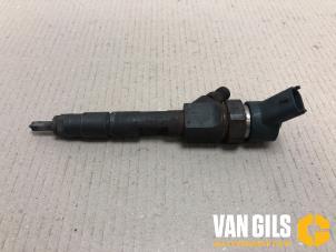 Usagé Injecteur (diesel) Renault Laguna II Grandtour (KG) 1.9 dCi 100 Prix € 65,00 Règlement à la marge proposé par Van Gils Automotive
