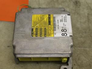 Usados Módulo de Airbag Toyota Avensis (T25/B1D) 2.0 16V D-4D Precio € 50,00 Norma de margen ofrecido por Van Gils Automotive