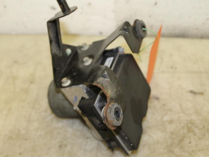 Used ABS pump Ford Transit 2.2 TDCi 16V Price € 88,00 Margin scheme offered by Van Gils Automotive