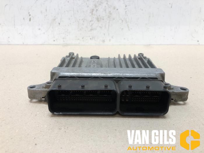 Used Engine management computer Mercedes E (W211) 2.2 E-220 CDI 16V Price € 150,00 Margin scheme offered by Van Gils Automotive