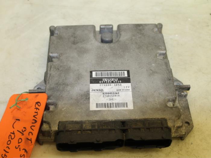 Used Engine management computer Renault Espace (JK) 3.0 dCi V6 24V Price € 150,00 Margin scheme offered by Van Gils Automotive