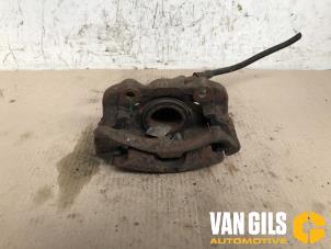 Used Front brake calliper, right Volkswagen Caddy II (9K9A) 1.9 TDI Price € 70,00 Margin scheme offered by Van Gils Automotive