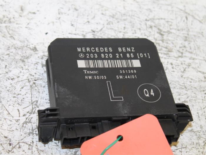 Usagé Module (divers) Mercedes C (W203) 2.2 C-200 CDI 16V Prix € 50,00 Règlement à la marge proposé par Van Gils Automotive