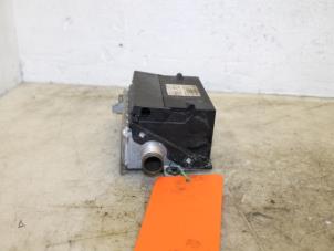 Used Radiator fluid heating module BMW 3 serie Touring (E46/3) 320d 16V Price € 45,00 Margin scheme offered by Van Gils Automotive