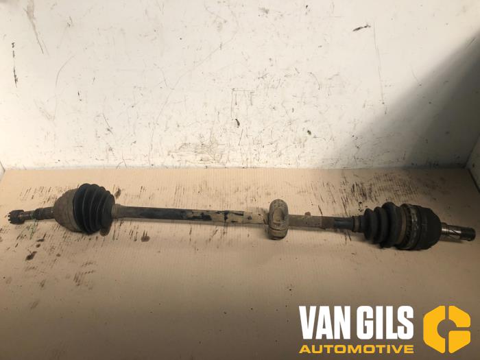 Gebrauchte Antriebswelle rechts vorne Opel Astra G (F70) 2.0 DI 16V Preis € 35,00 Margenregelung angeboten von Van Gils Automotive