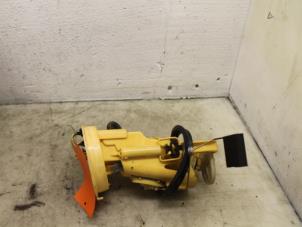 Used Booster pump BMW 3 serie (E46/4) 320d 16V Price € 65,00 Margin scheme offered by Van Gils Automotive