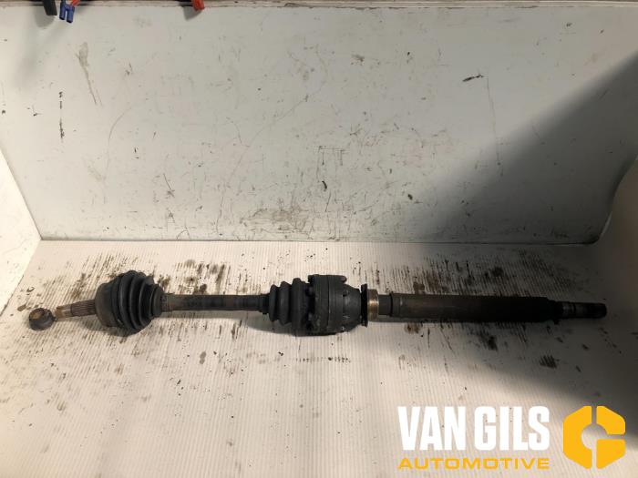 Gebrauchte Antriebswelle rechts vorne Alfa Romeo 156 (932) 1.8 Twin Spark 16V Preis € 35,00 Margenregelung angeboten von Van Gils Automotive
