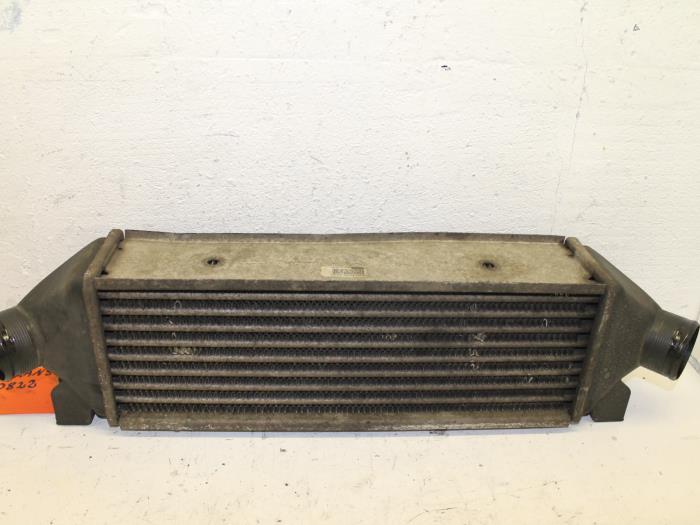 Usados Intercooler Ford Transit 2.4 TDdi 16V 300M Precio € 60,00 Norma de margen ofrecido por Van Gils Automotive