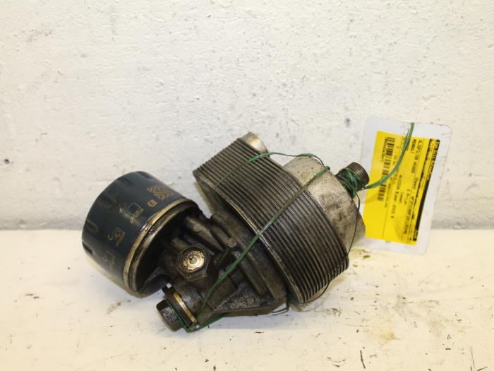 Oil filter holder from a Renault Kangoo Express (FC) 1.5 dCi 60 2003
