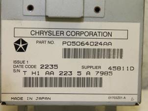 Gebrauchte Radio Modul Chrysler 300 C 3.0 CRD V6 24V Preis € 136,00 Margenregelung angeboten von Van Gils Automotive